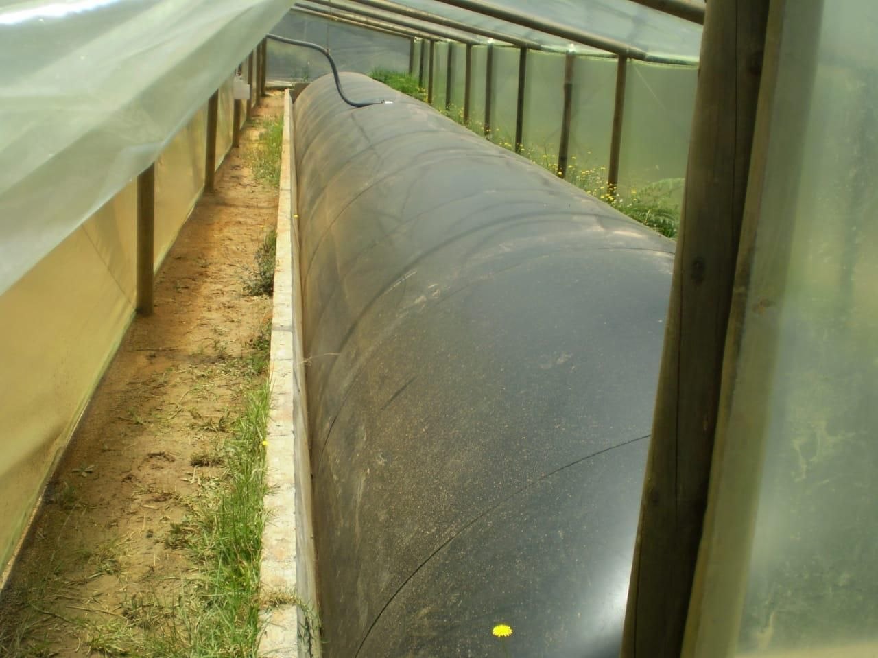 Biodigestor tubular con geomembrana flexible