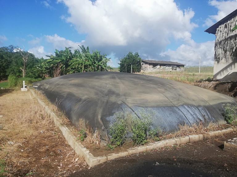 Biodigestor tipo laguna con geomembrana