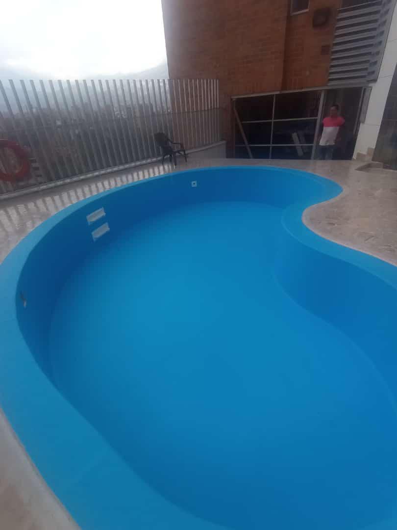 Piscina en geomembrana con seguridad hidráulica