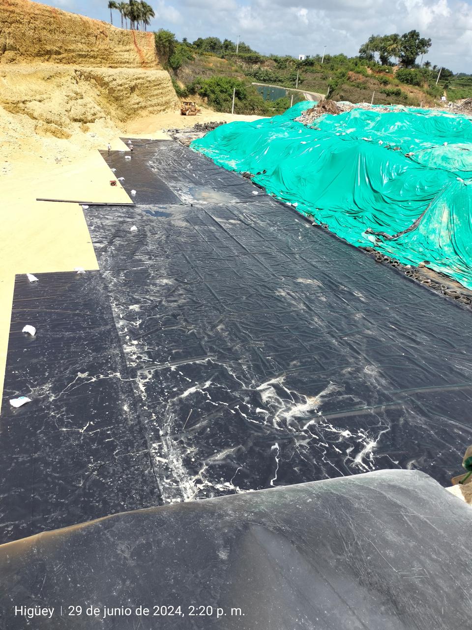 Relleno sanitario con control de lixiviados