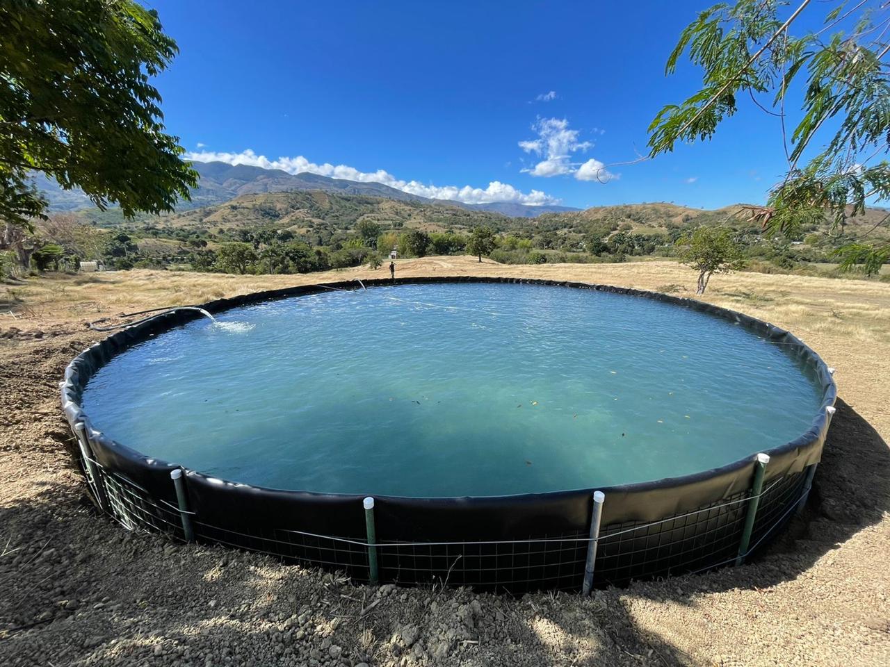 Tanque rectangular acuícola
